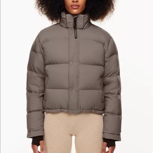 Aritzia The Super Puff Shorty